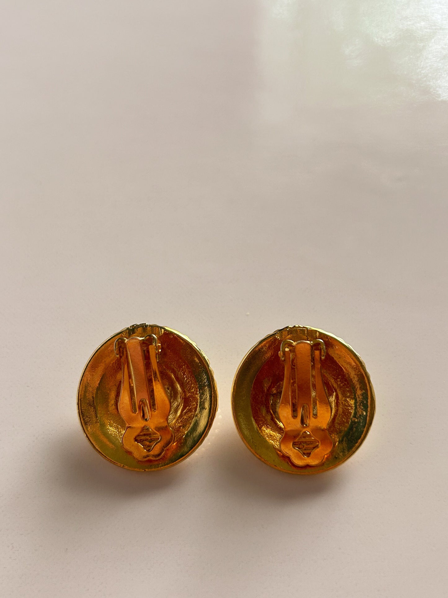 Vintage beige and gold clip on earrings