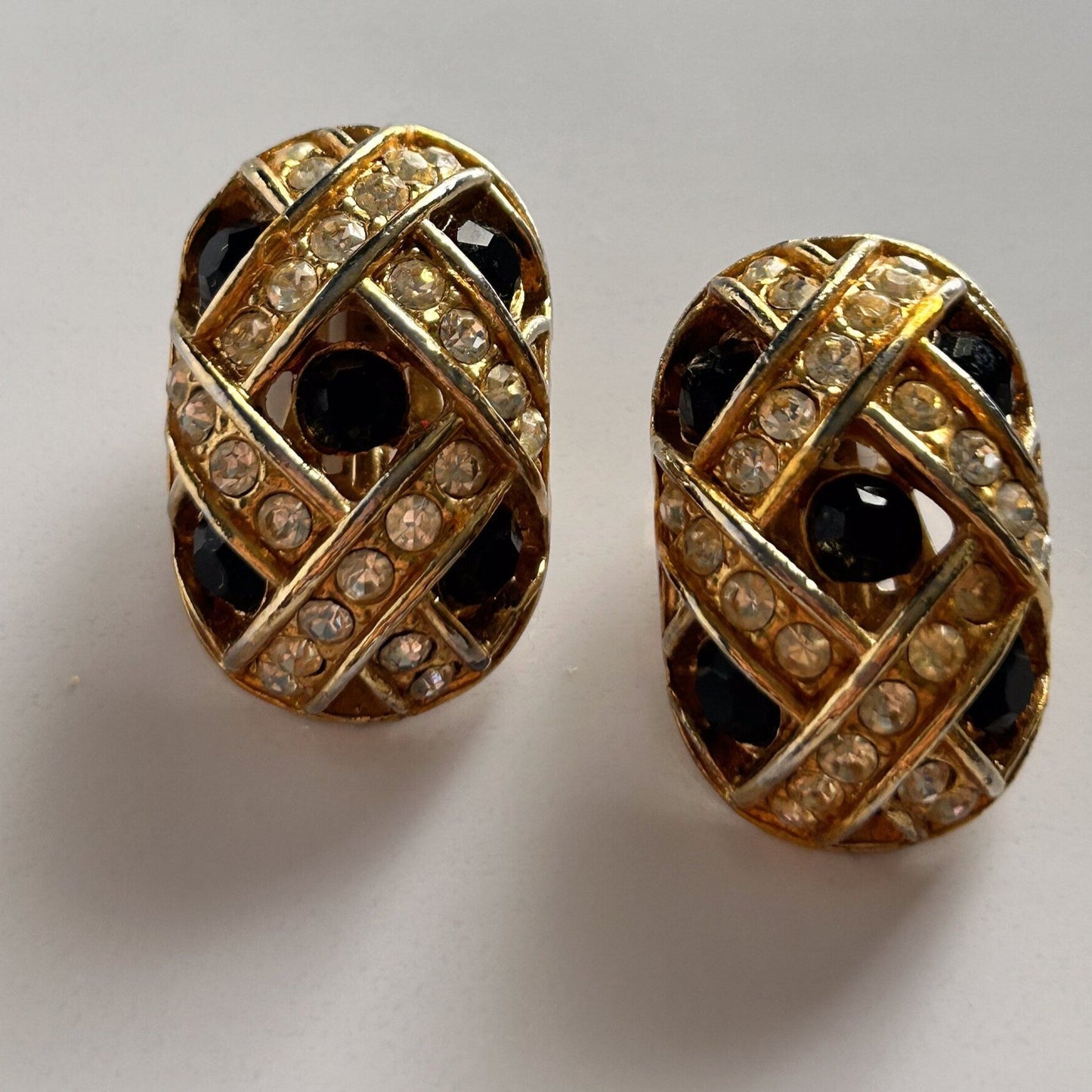 Vintage black and gold rhinestone clip on earrings