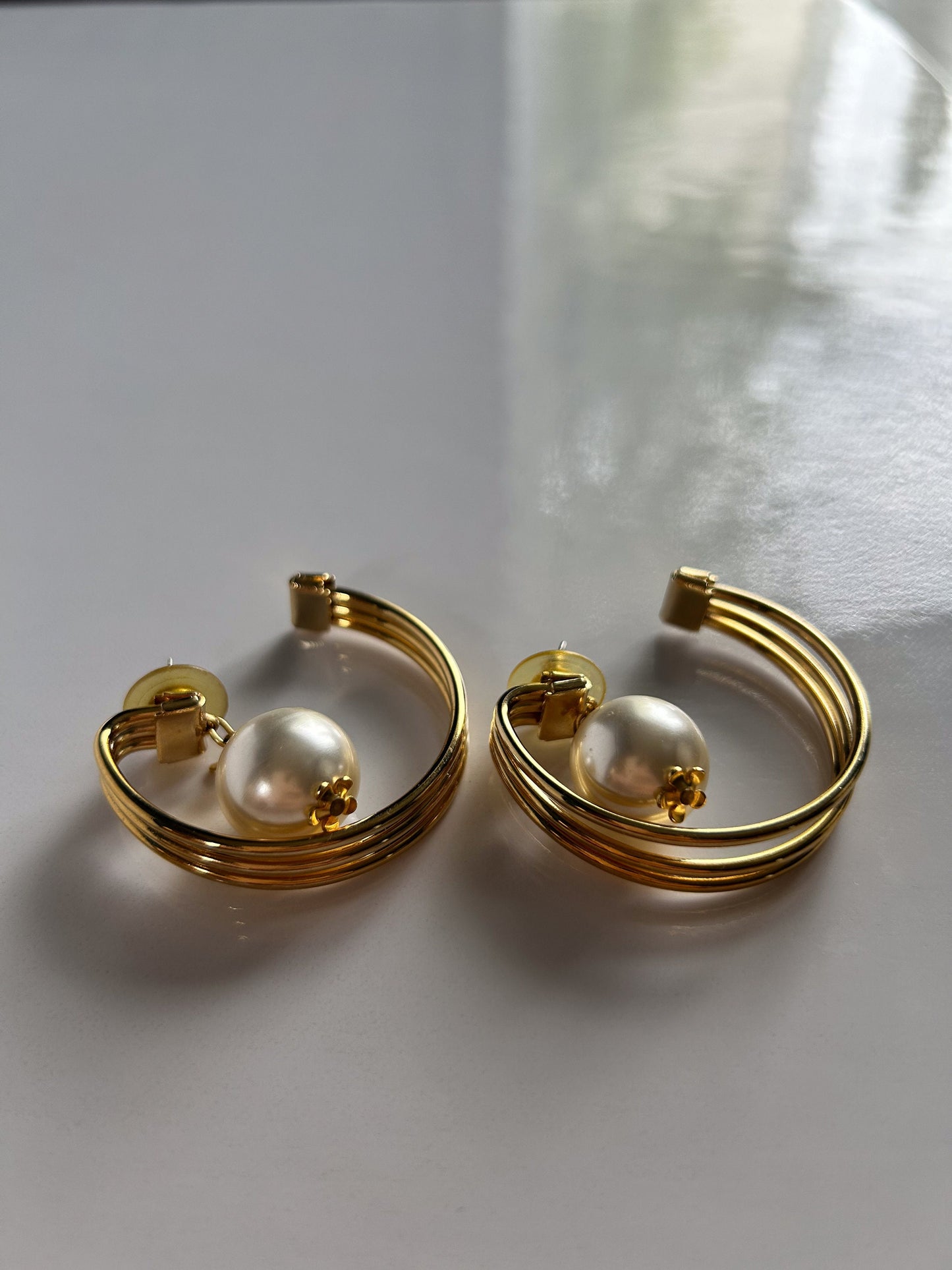Vintage gold and faux pearl earrings