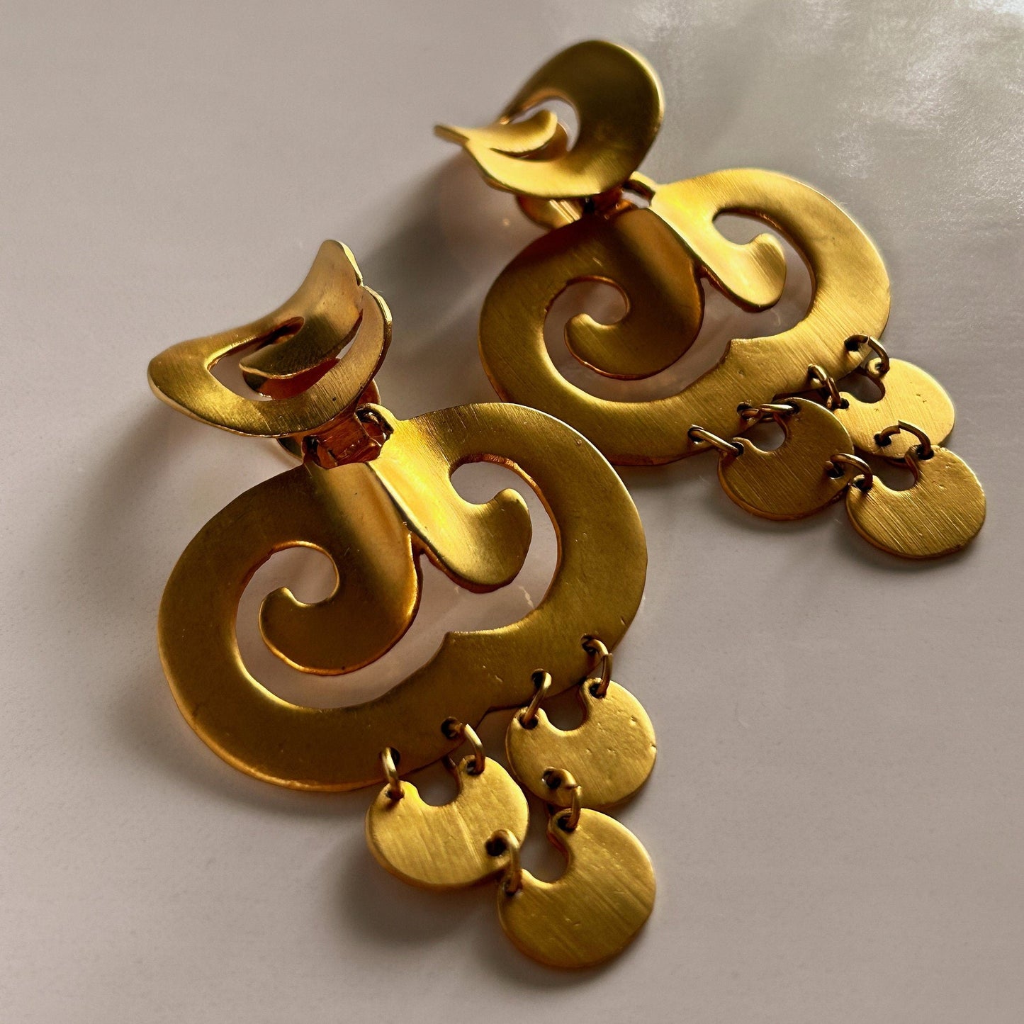 Vintage gold statement clip on earrings