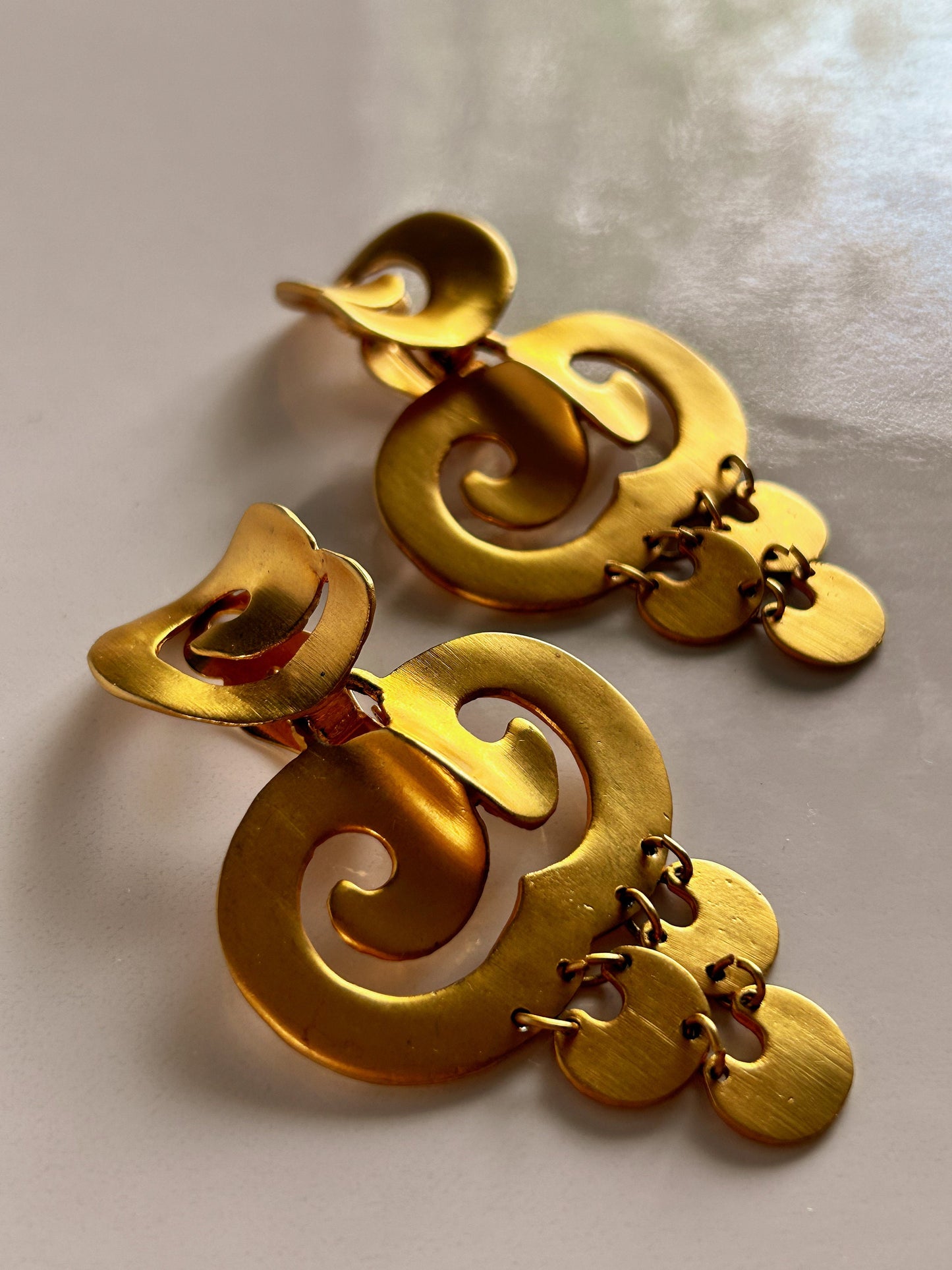 Vintage gold statement clip on earrings