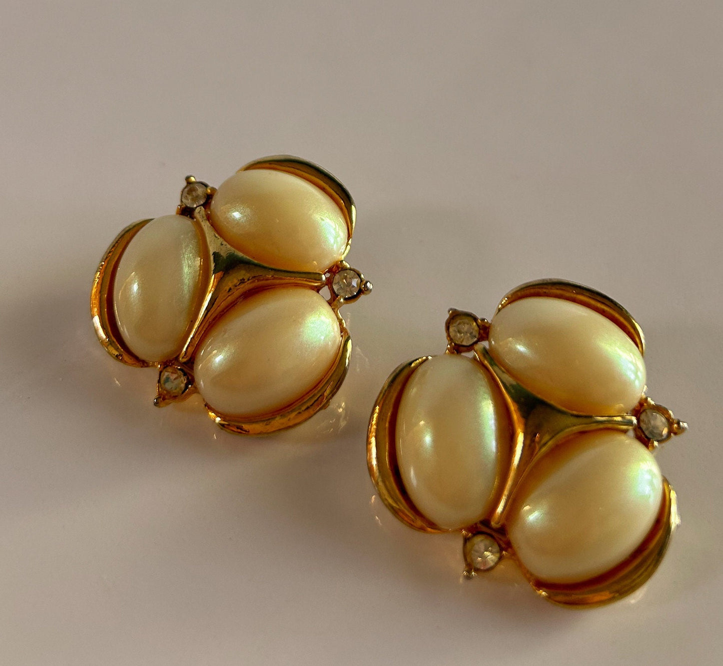 Vintage Baroque pearl and rhinestone clip on earrings