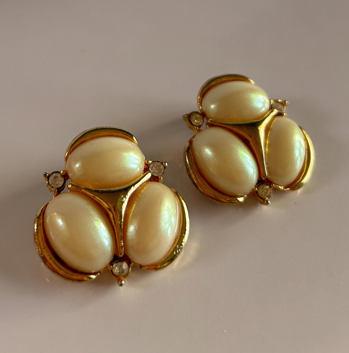 Vintage Baroque pearl and rhinestone clip on earrings