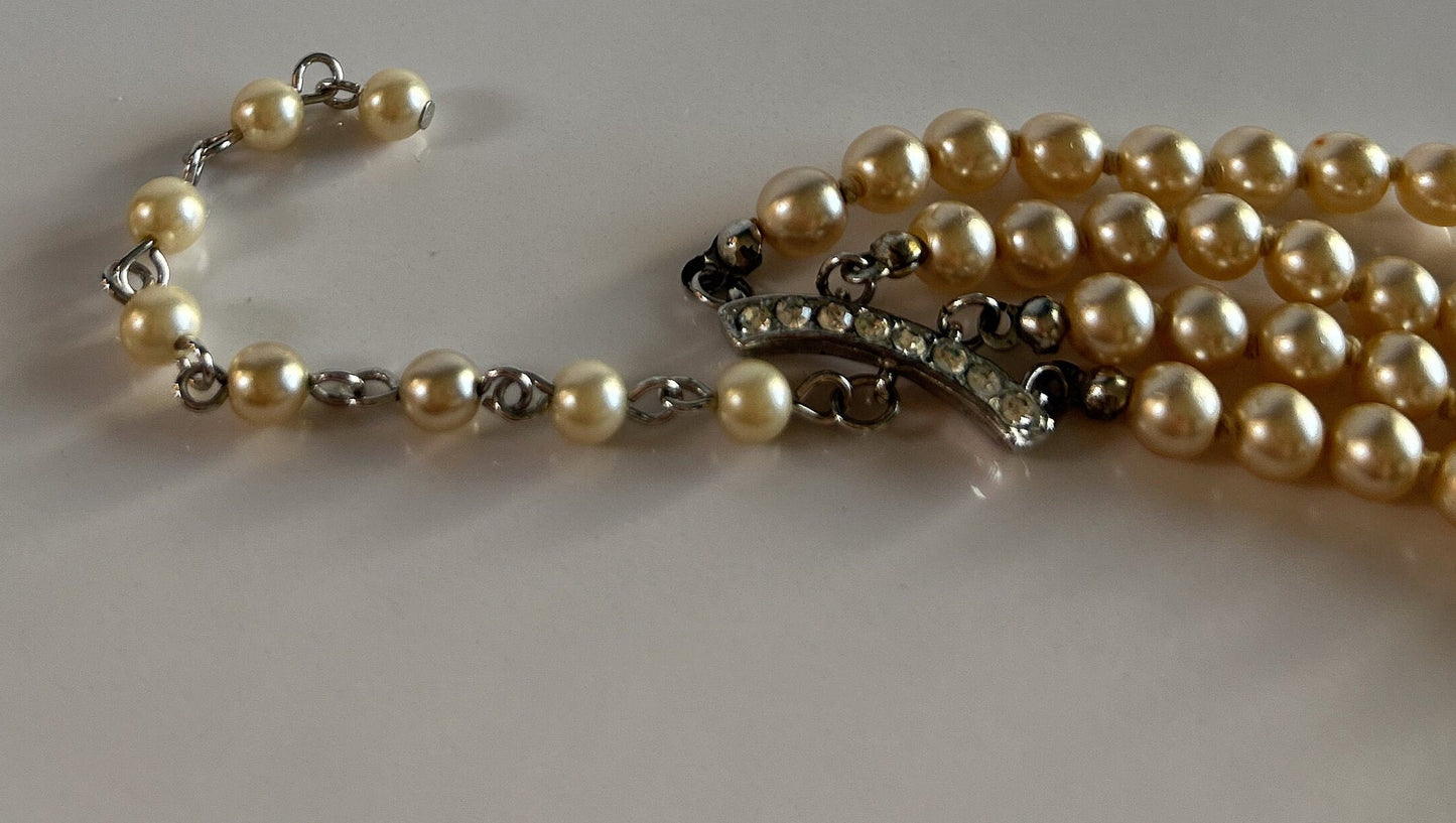 Vintage Lady Diana inspired pearl and blue gem stone choker