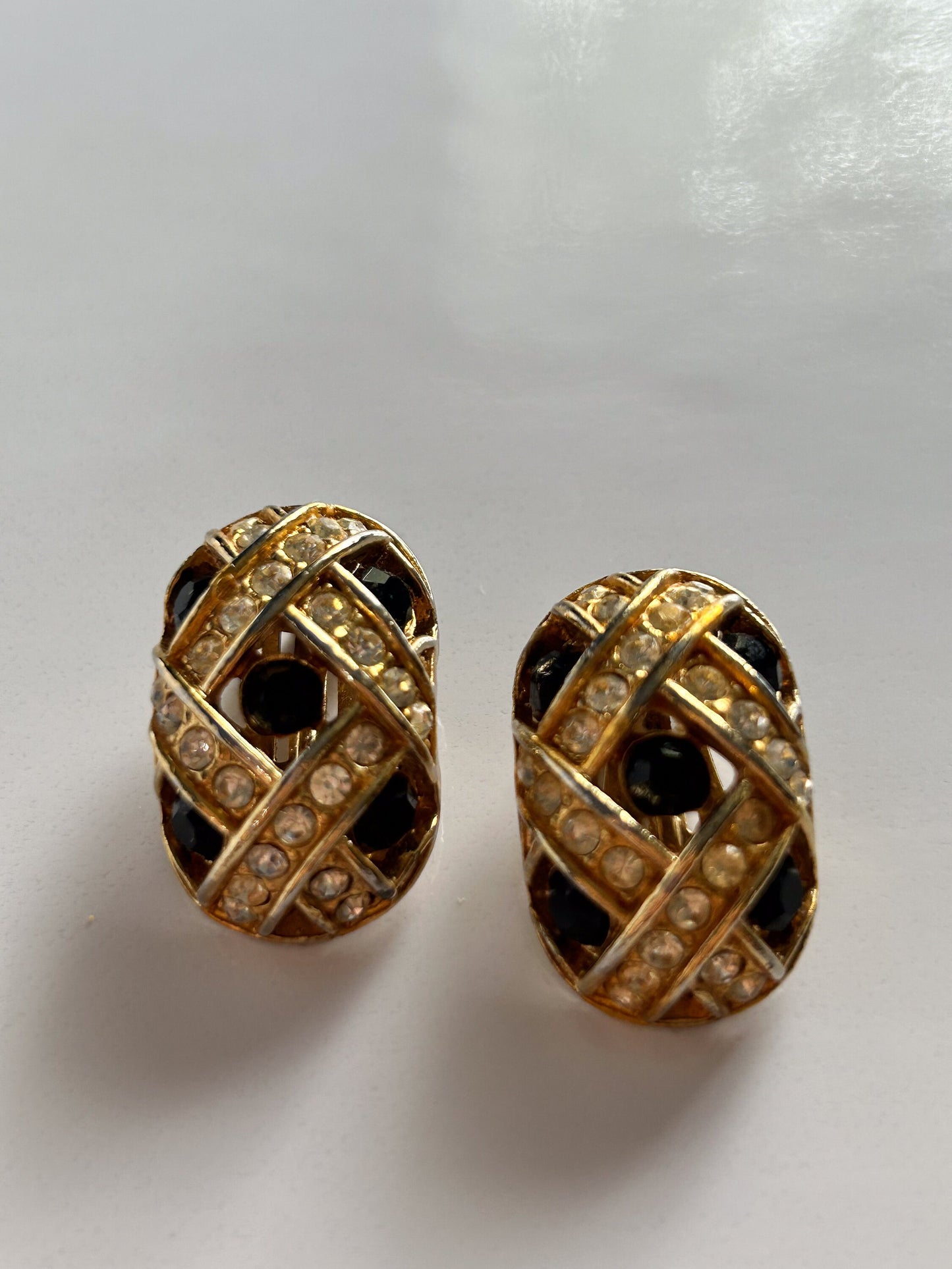 Vintage black and gold rhinestone clip on earrings