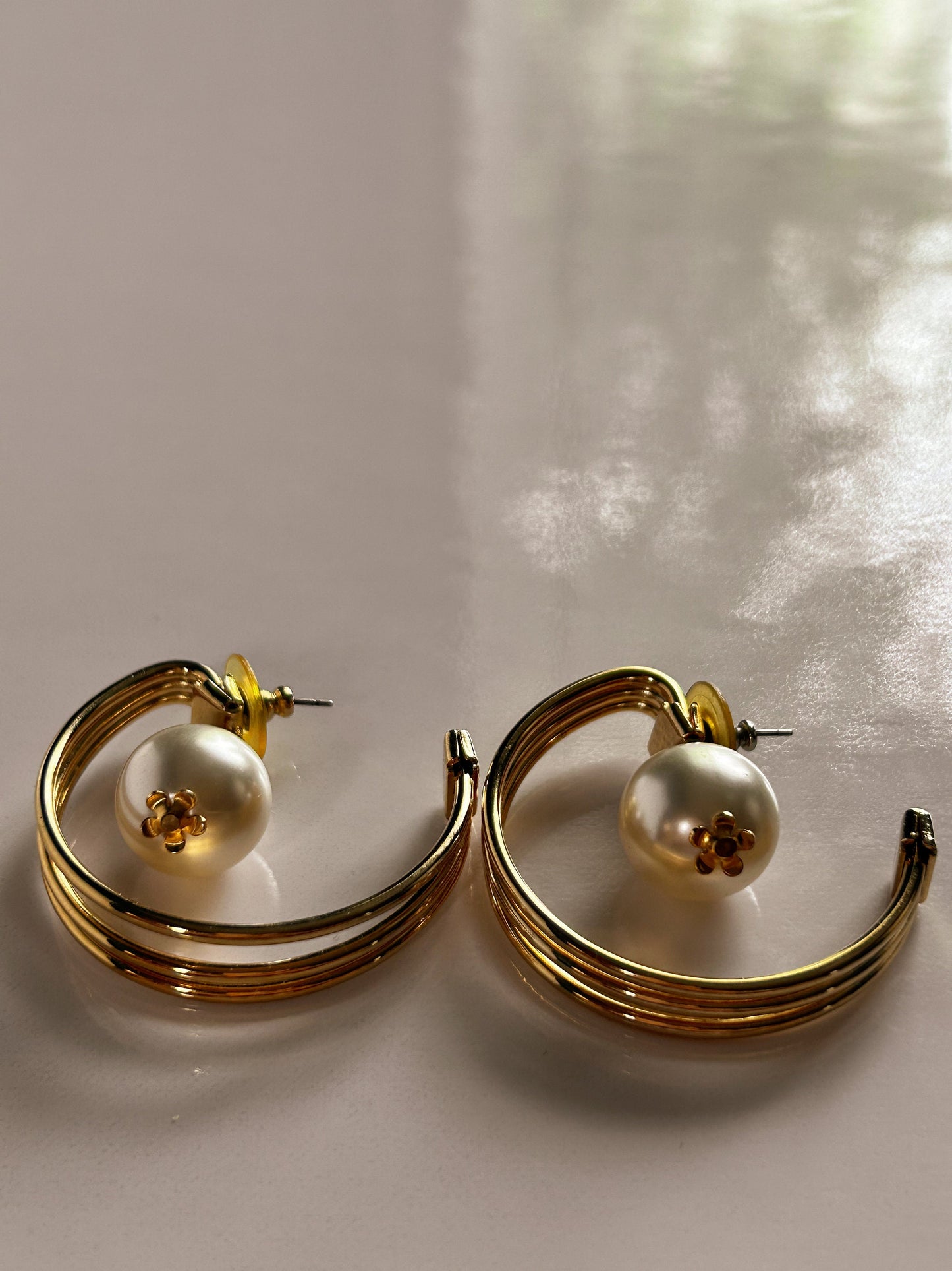 Vintage gold and faux pearl earrings