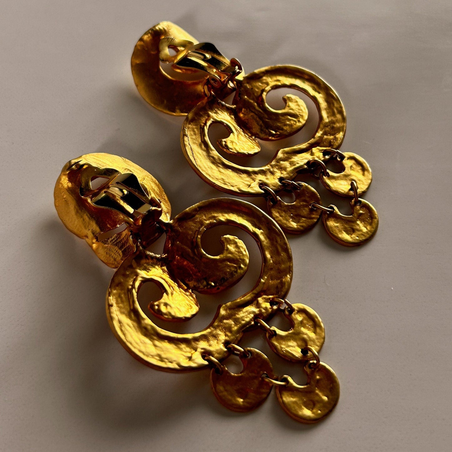 Vintage gold statement clip on earrings