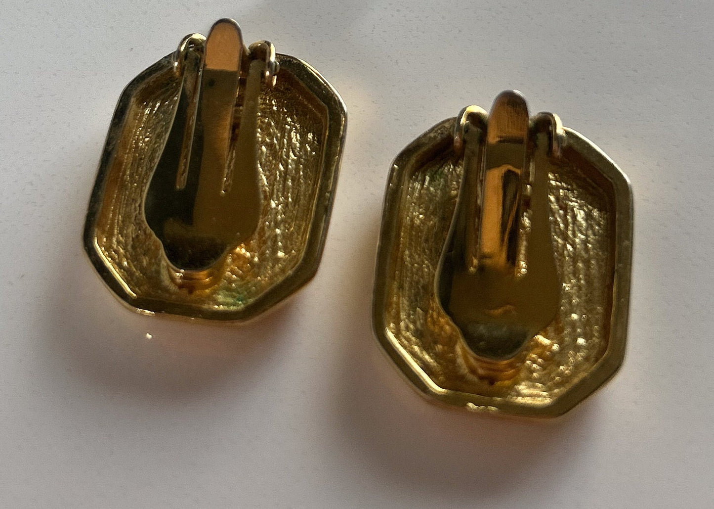 Vintage beige clip on earrings
