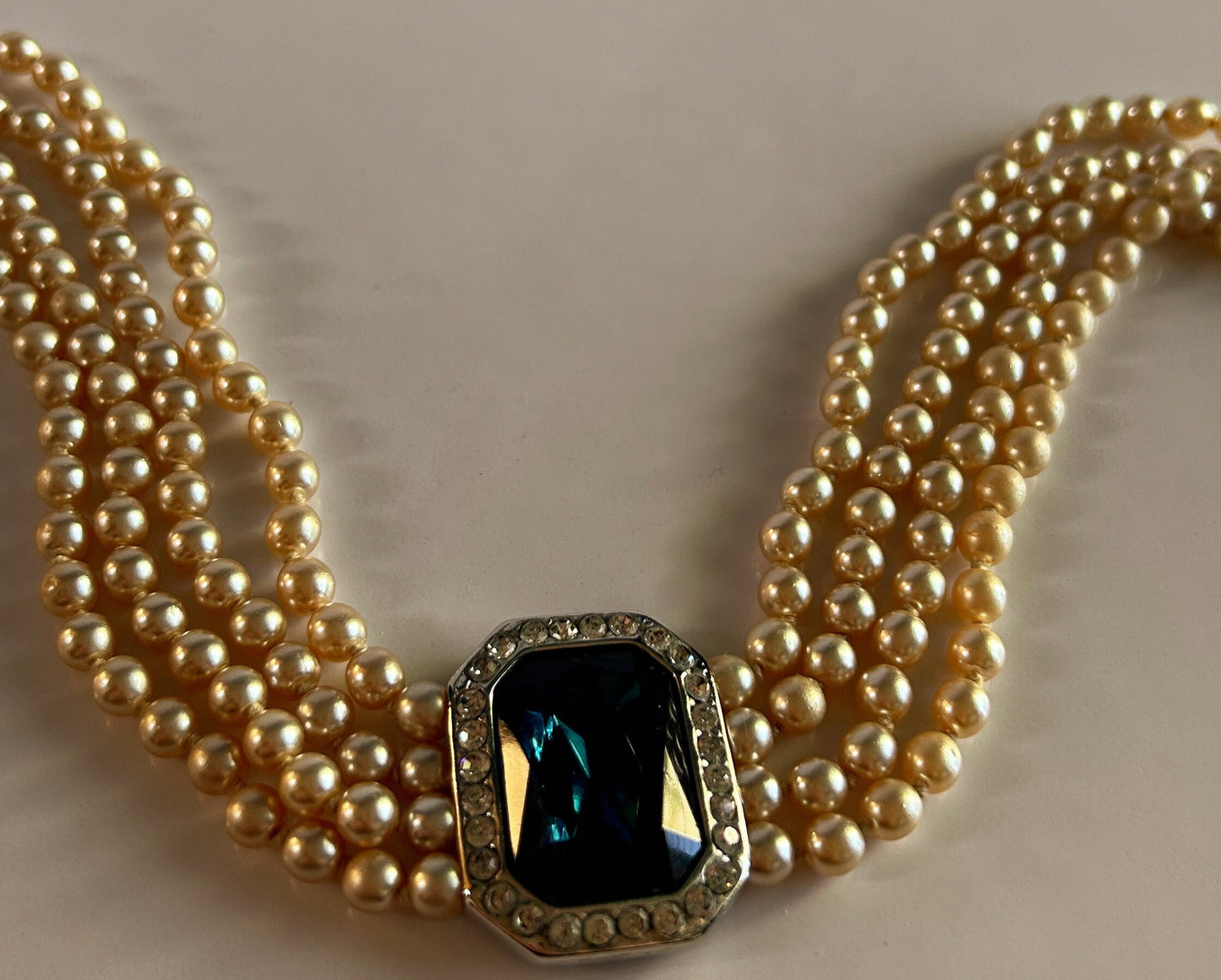 Vintage Lady Diana inspired pearl and blue gem stone choker