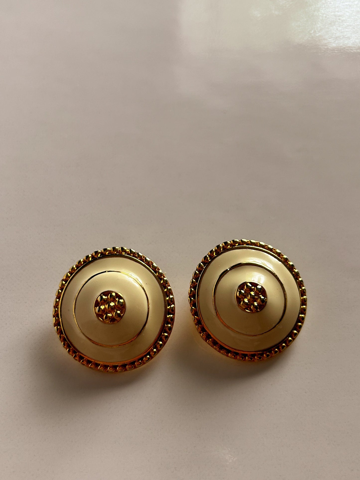 Vintage beige and gold clip on earrings