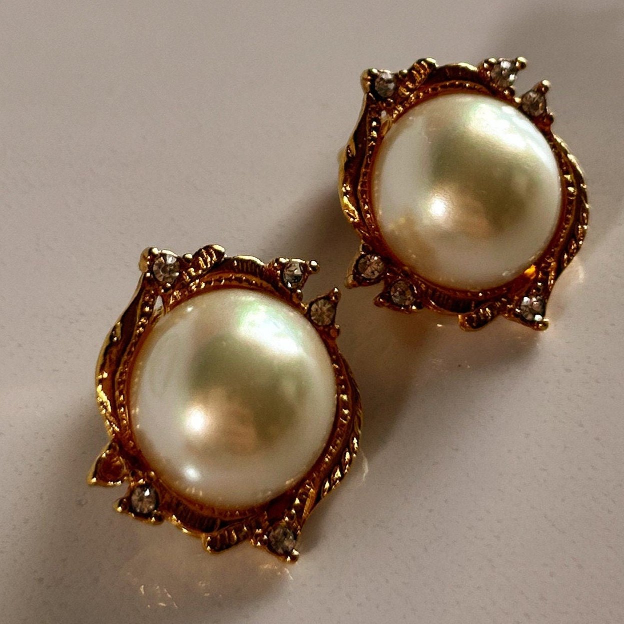 Vintage Alfred Sung pearl and gold clip on earrings